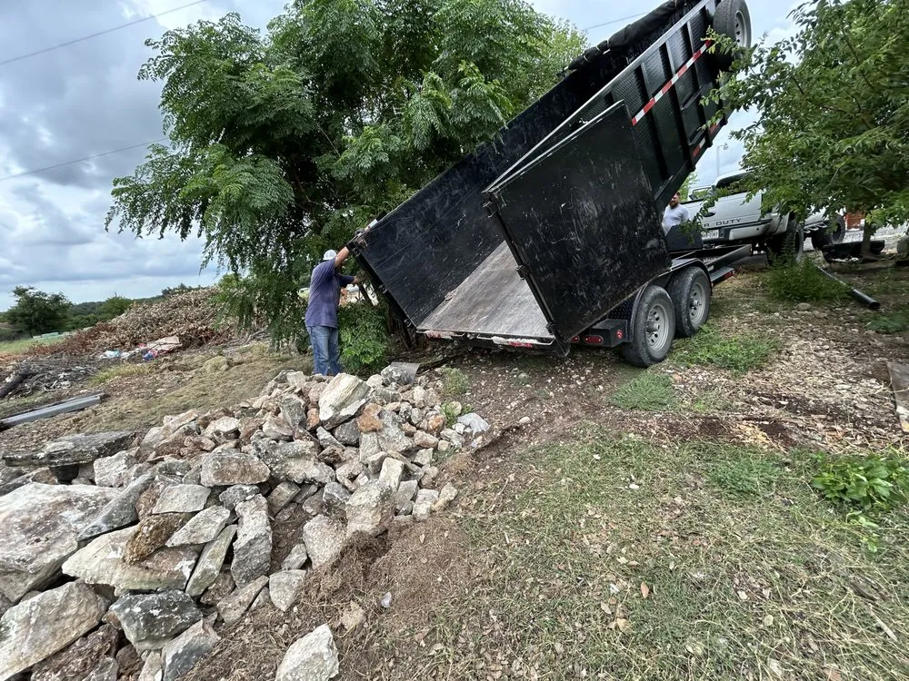 Top-rated yard cleanup service experts serving Georgetown, TX - Fernandos Landscaping