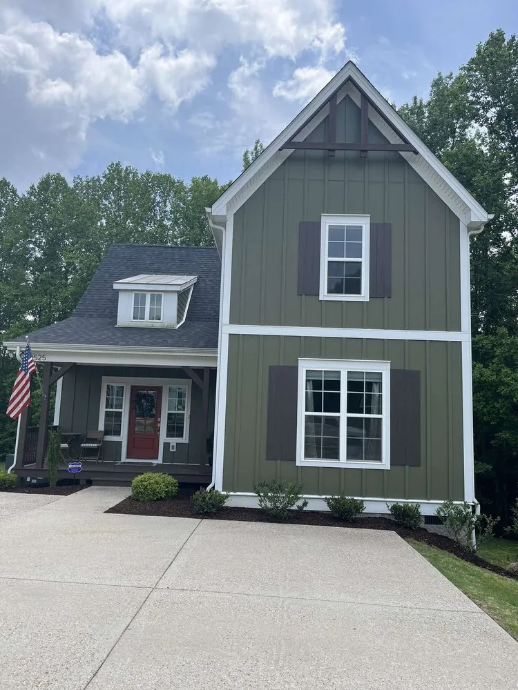 Top-rated lawn mowing service for residential properties across Shelbyville, TN - Fernando's Landscaping