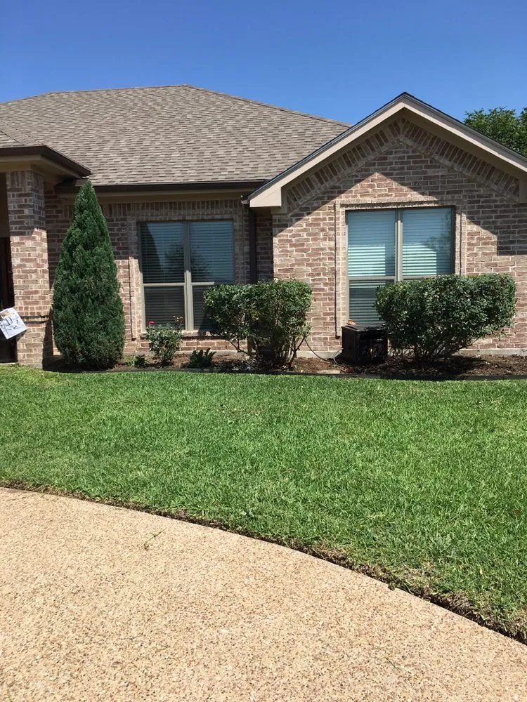 Local garden landscaping in Waco, TX by Fernandos Lawn & Landscape