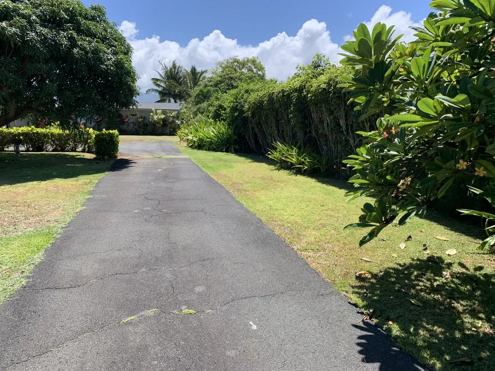 Reliable outdoor landscaping with custom design across Waipahu, HI - Fernandos Yard Maintenance