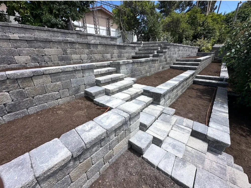 Affordable lawn mowing service in Anaheim, CA - Fern's Complete Landscape & Construction Services