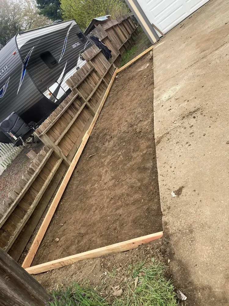 Reliable lawn care service experts serving Ukiah, CA - Fern's Junk Removal & More