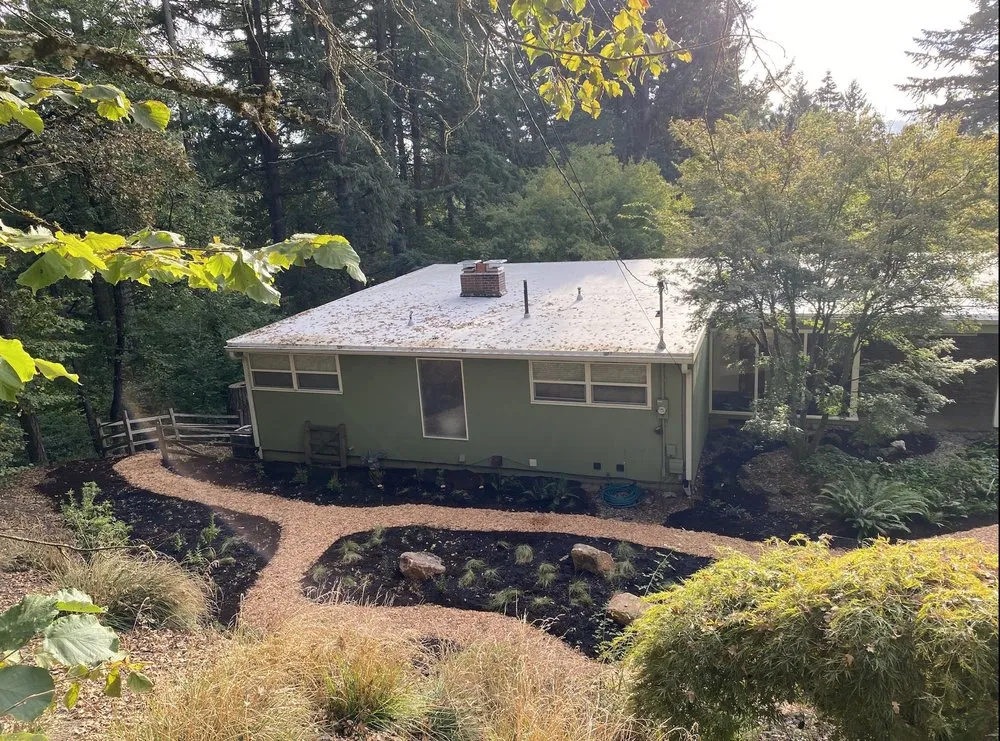 Trusted garden landscaping for homes in Lake Oswego, OR by Fernwood Landscapes