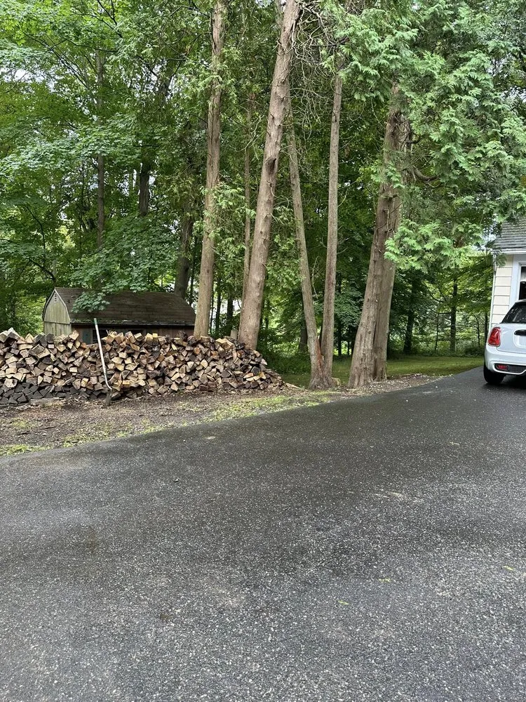 Reliable lawn care service in Ridgefield, CT by Ferrandino Enterprises