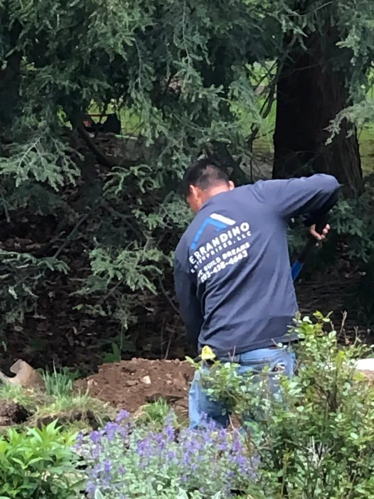 Expert garden landscaping experts serving Ridgefield, CT - Ferrandino Enterprises