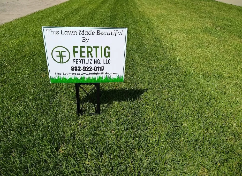 Custom outdoor landscaping in Brookshire, TX - Fertig Fertilizing
