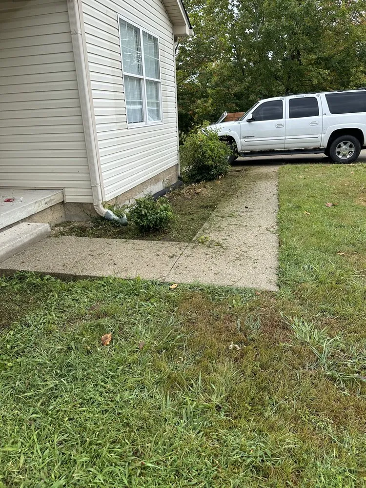 Trusted landscape design in Irvine, KY - Fescue Cuts & Mulching