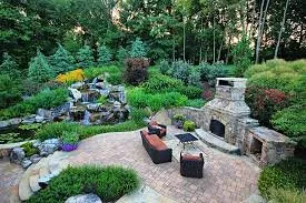 Custom lawn care service experts serving Painesville, OH - F.F Landscaping