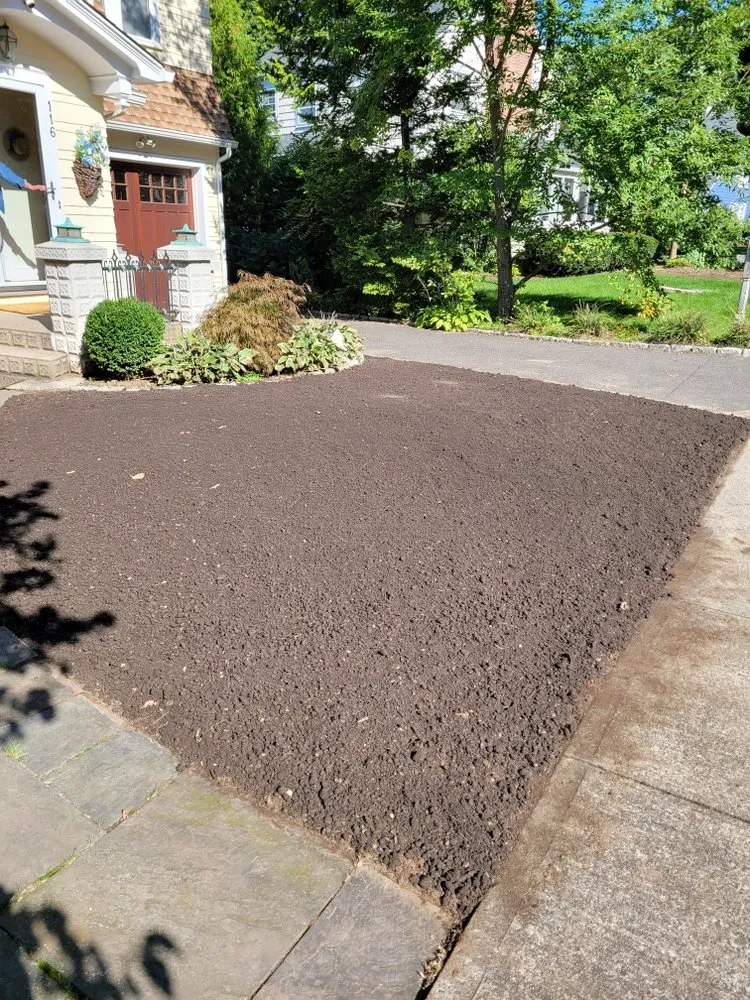 Reliable residential landscaping for year-round maintenance across Bridgeport, CT - F&F Lawn Care