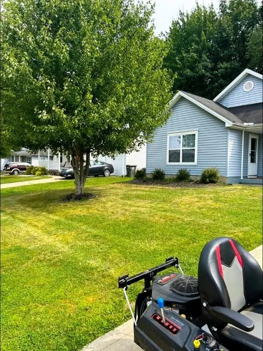 Local garden landscaping in Youngstown, OH by FF Magic Garden Service