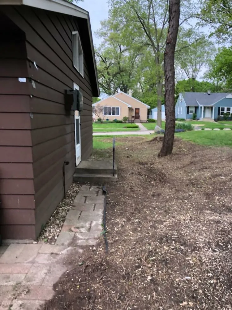 Custom lawn mowing service in Rockford, IL by F&G Family Landscaping