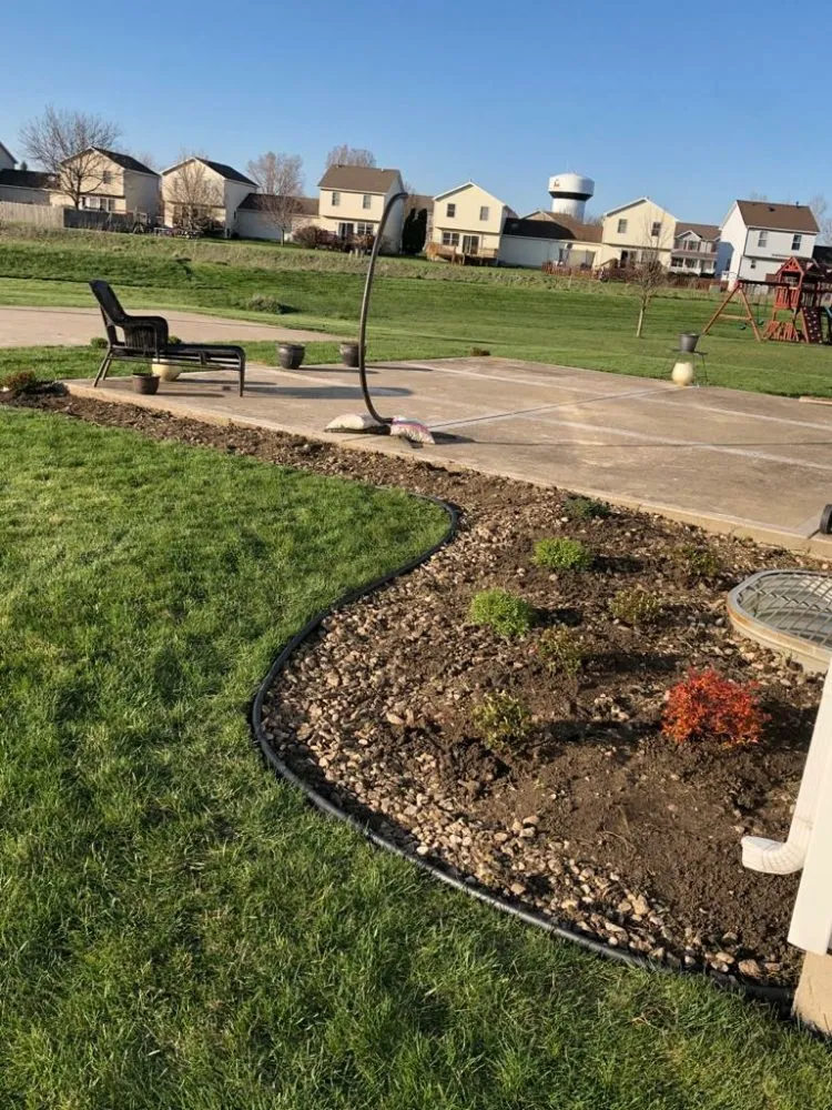 Professional lawn care service experts serving Rockford, IL - F&G Family Landscaping