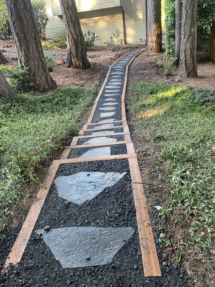 Custom yard cleanup service for beautiful yards in Belfair, WA by FG Landscape