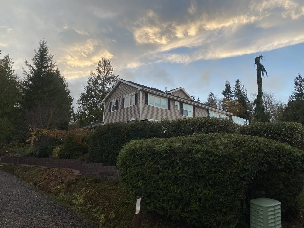 Top-rated lawn mowing service in Belfair, WA by FG Landscape