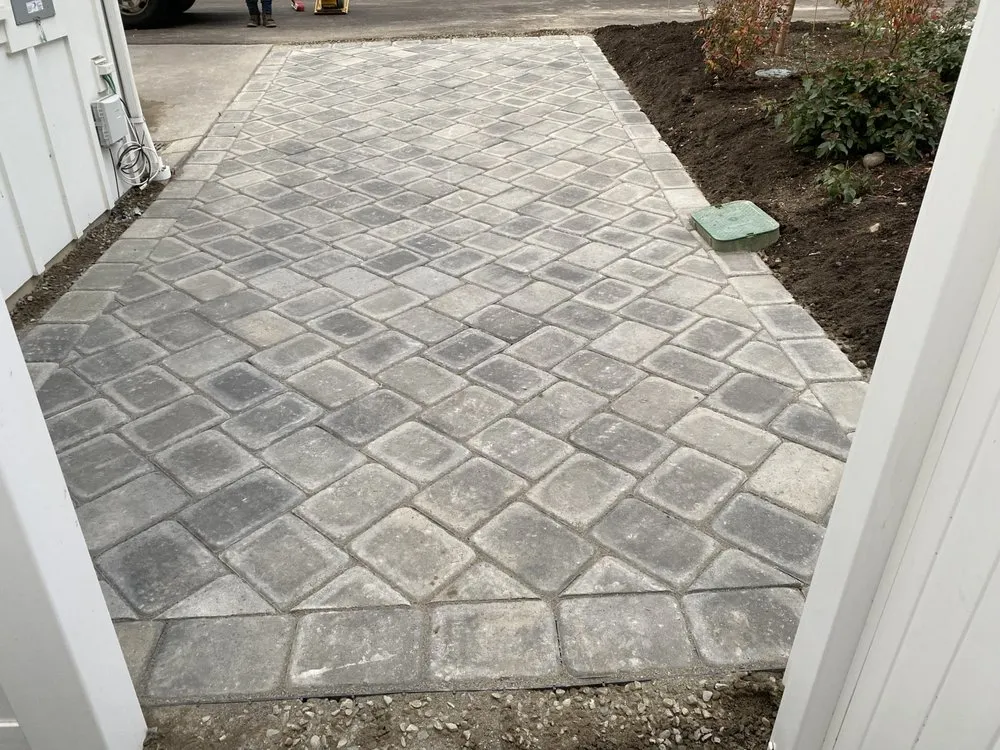 Reliable yard cleanup service in Belfair, WA - FG Landscape