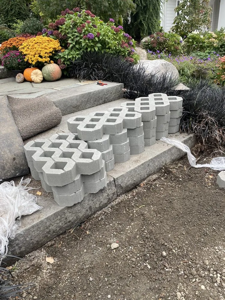 Local lawn mowing service in Belfair, WA by FG Landscape