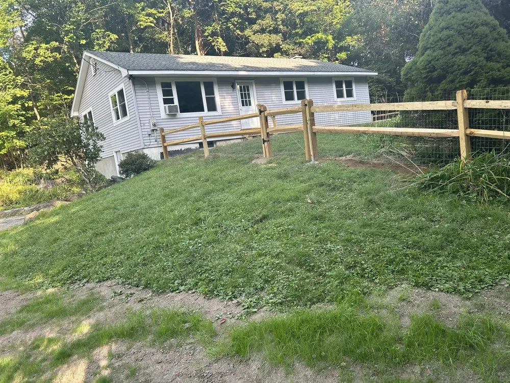 Expert yard cleanup service experts serving Hillsdale, NY - Fg Landscaping