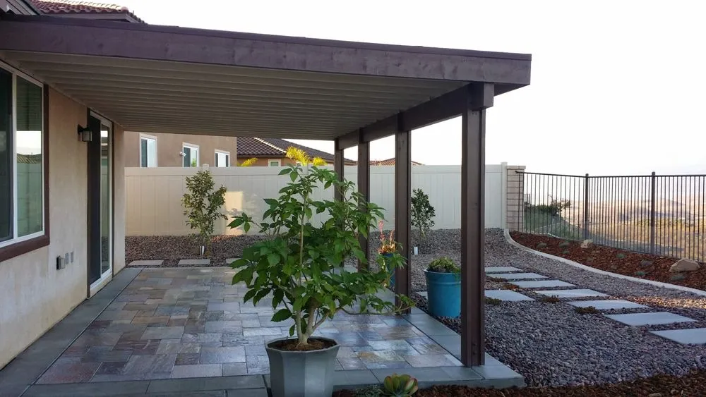 Local yard cleanup service experts serving Lake Elsinore, CA - FGV Construction