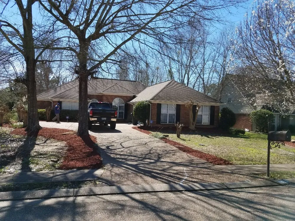 Reliable garden landscaping for homes in Brandon, MS by F&H Lawn Service