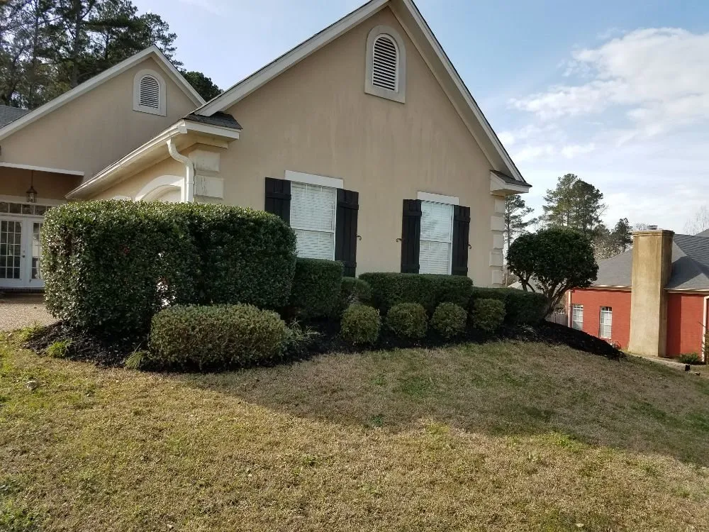 Top-rated yard maintenance experts serving Brandon, MS - F&H Lawn Service