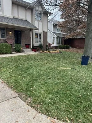 Fhs Lawn And Project Logo