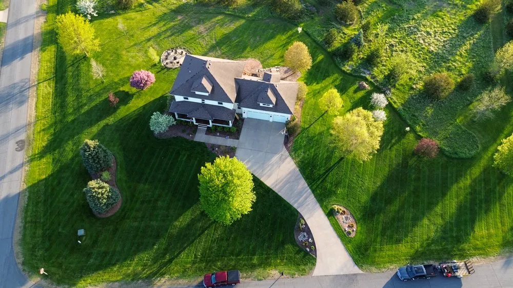 Trusted yard maintenance in Somerset, WI - Fid Lawn Care