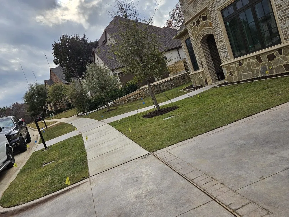 Local lawn care service in Arlington, TX by Fidel Hernandez Landscaping