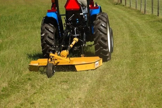 Reliable lawn mowing service in Corvallis, MT - Field And Lot Mowing