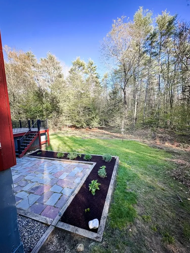 Trusted lawn care service near you in Stratham, NH by Field Day Builders