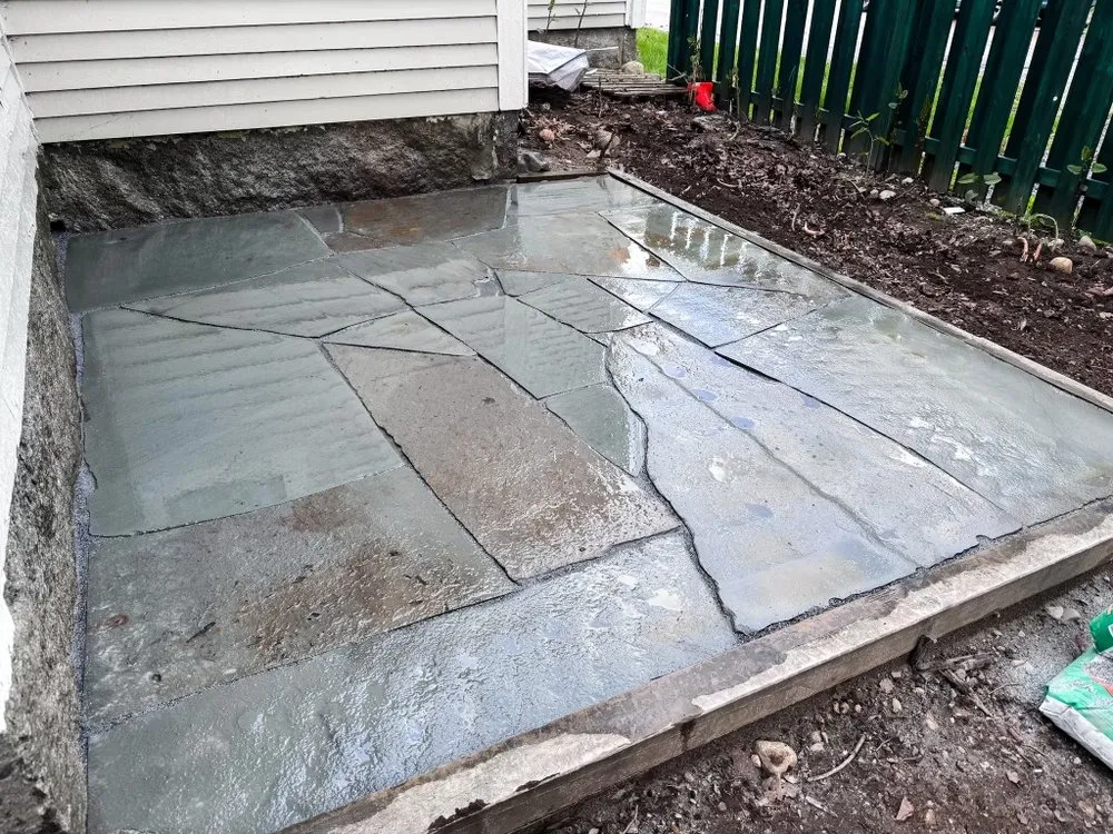 Reliable landscaping services for year-round maintenance in Stratham, NH by Field Day Builders