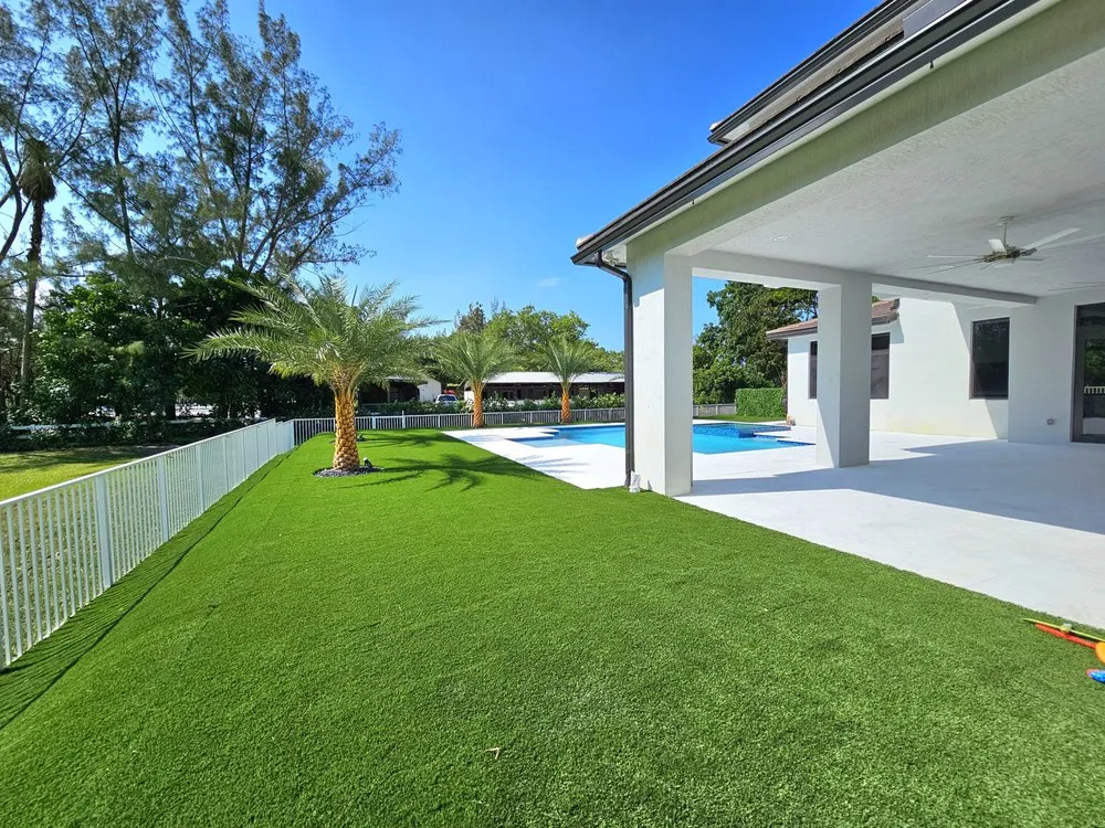 Affordable lawn mowing service in Hollywood, FL - Field of Dreams Landscape