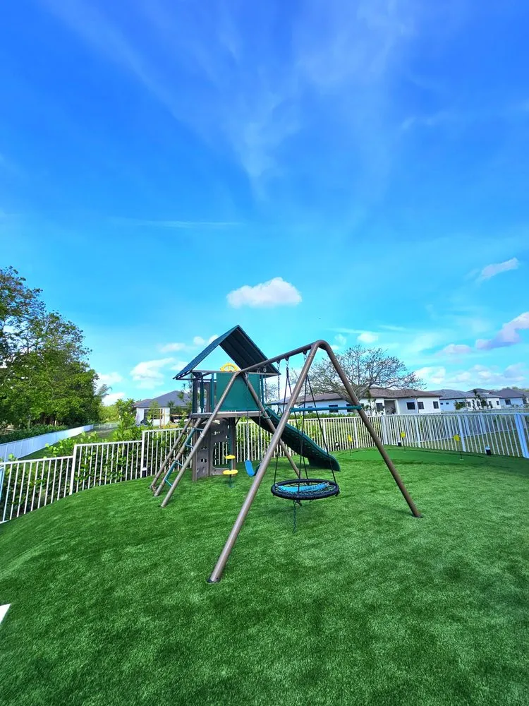 Trusted yard cleanup service with custom design in Hollywood, FL by Field of Dreams Landscape