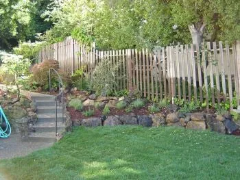Custom garden landscaping in Santa Clara, CA - Field of Dreams Landscaping and Concrete