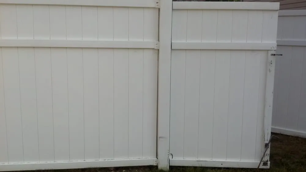 Reliable yard maintenance for residential properties in Oxon Hill, MD by Field of Dreams Landscaping