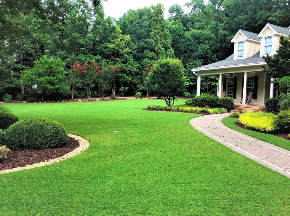 Top-rated residential landscaping for residential properties in Gloverville, SC by Field Services