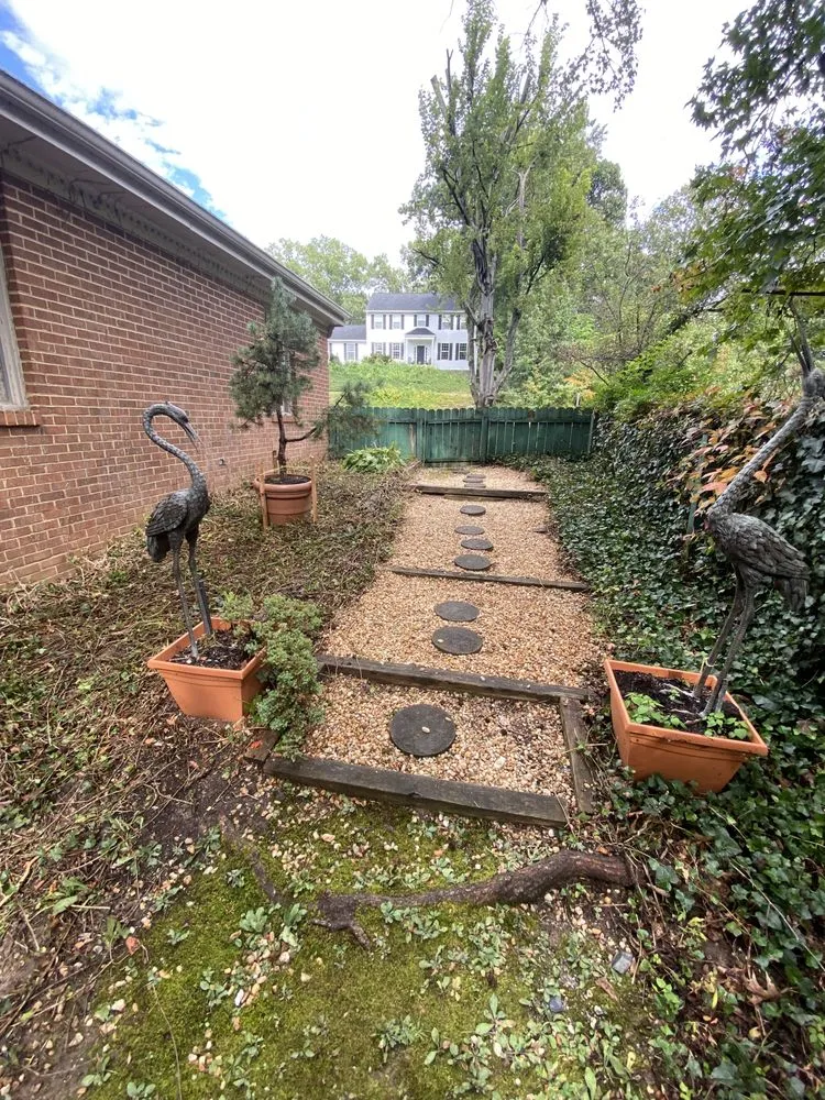 Custom lawn care service in Fredericksburg, VA - Field’s Services