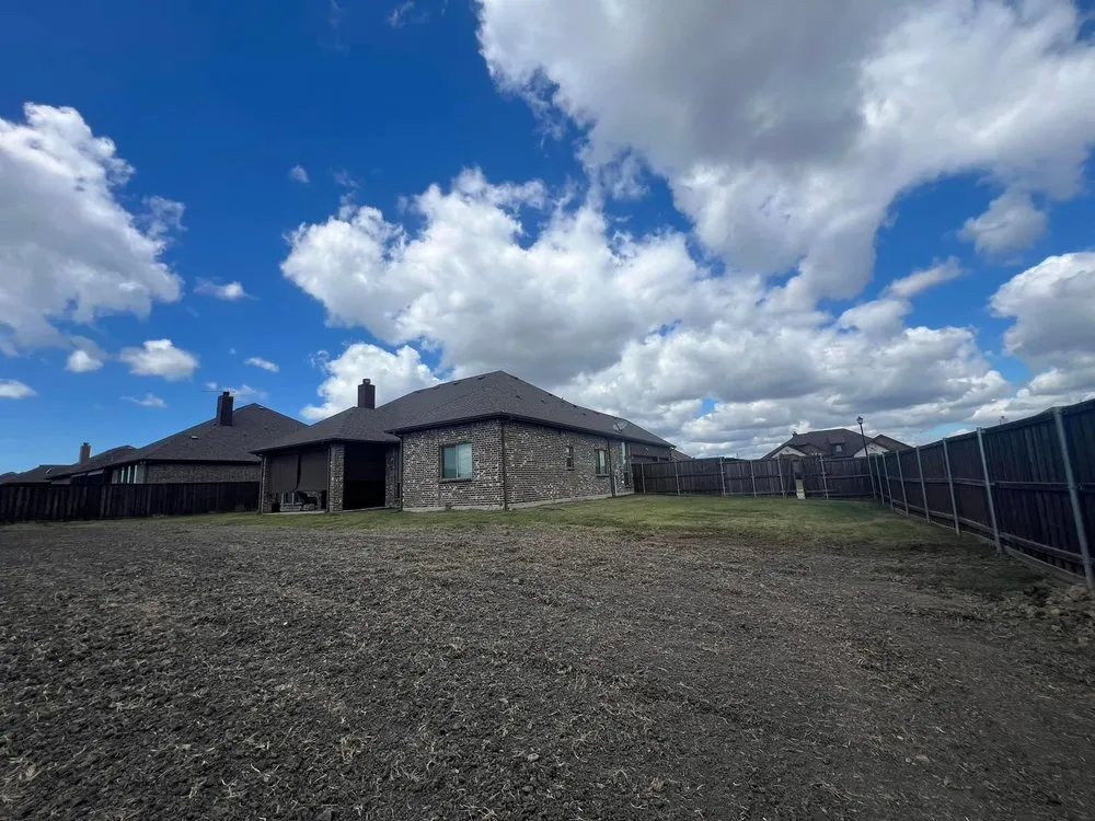 Trusted yard maintenance in Nevada, TX by Fieldworks