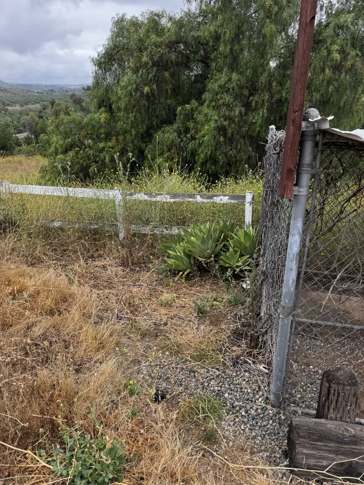Reliable outdoor landscaping experts serving Fallbrook, CA - Fierro Brother’s Landscape