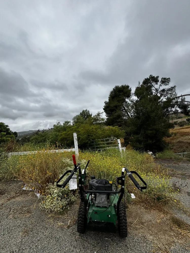 Professional outdoor landscaping experts serving Fallbrook, CA - Fierro Brother’s Landscape