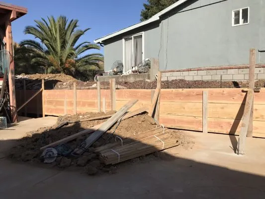 Fierros Landscaping Logo