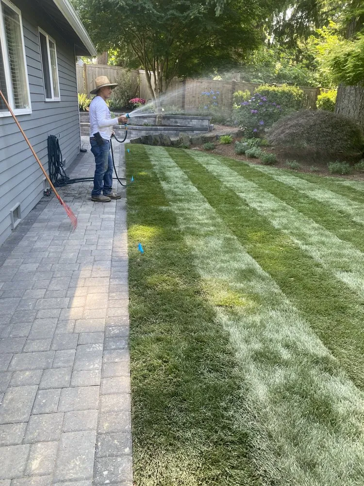 Reliable lawn mowing service experts serving Everett, WA - Figueroa Landscaping