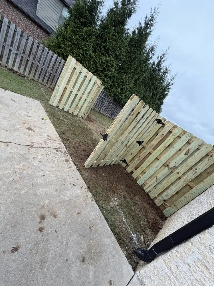 Professional garden landscaping in Bethel Heights, AR by Figueroa’s Fencing