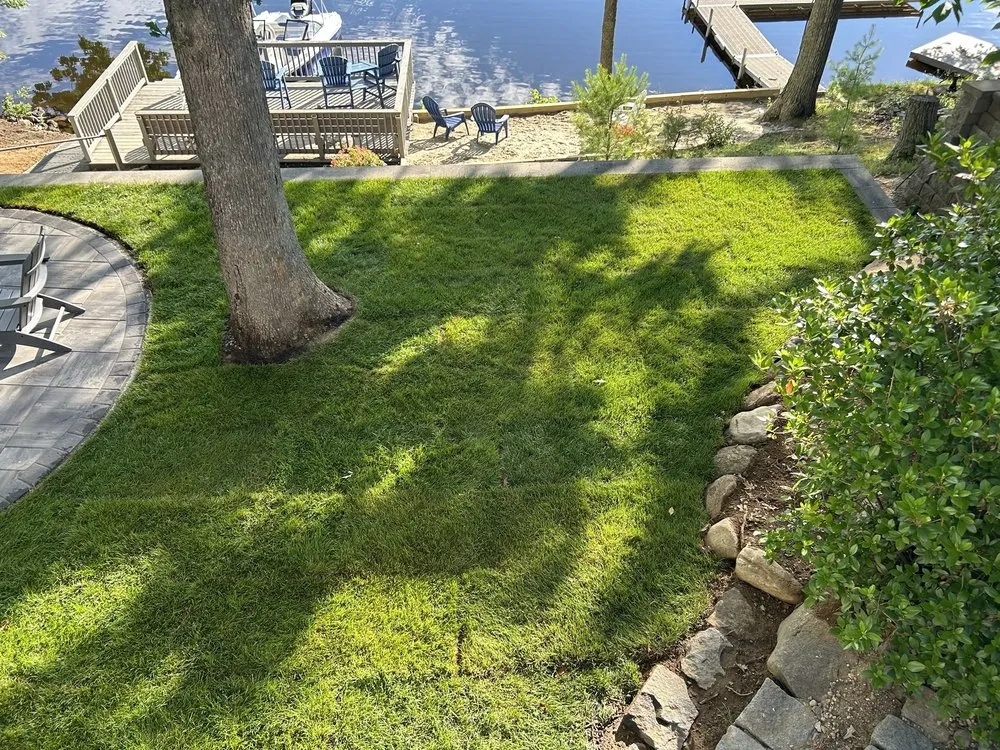 Custom lawn care service in Providence, RI by Figueroa’s Landscaping & Masonry