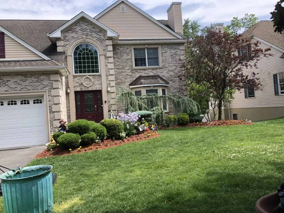 Professional yard maintenance experts serving Passaic, NJ - Fila Landscaping