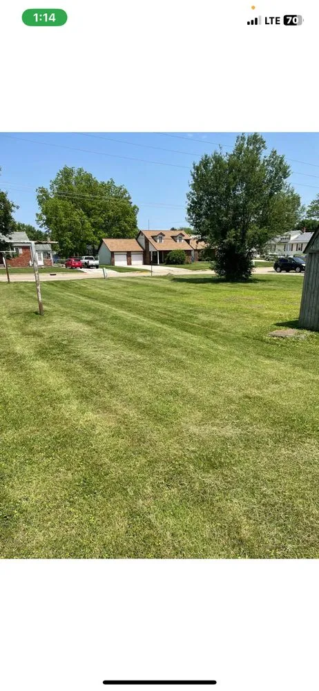 Custom lawn care service for residential properties in Bethalto, IL by Files Outdoor Services