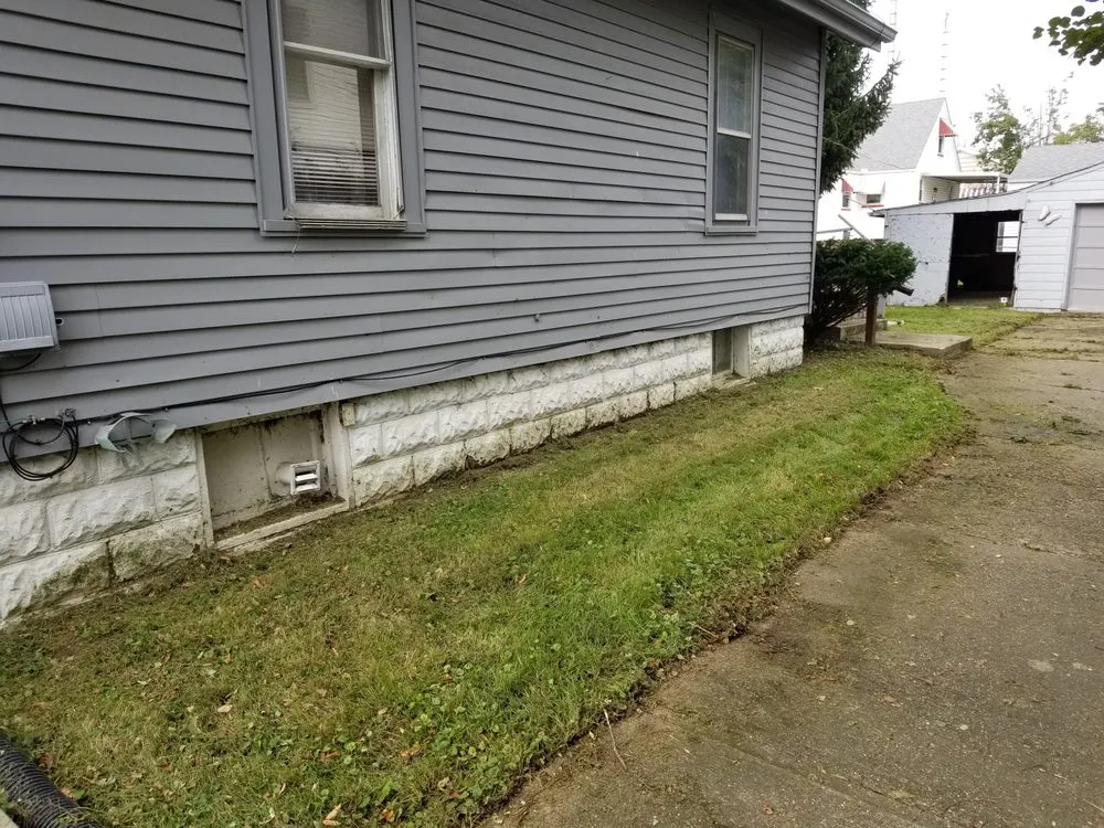 Local yard cleanup service for beautiful yards across Louisville, OH - Fili Property Maintenance