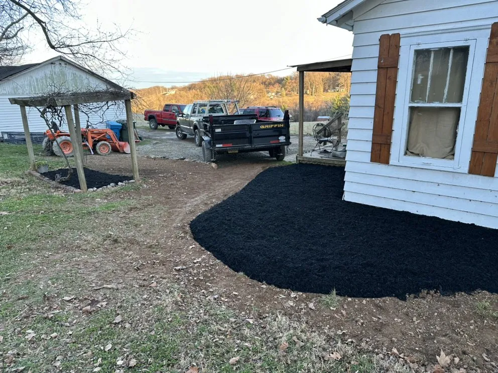 Professional yard cleanup service experts serving Yorkana, PA - Fillmore Property Maintenance