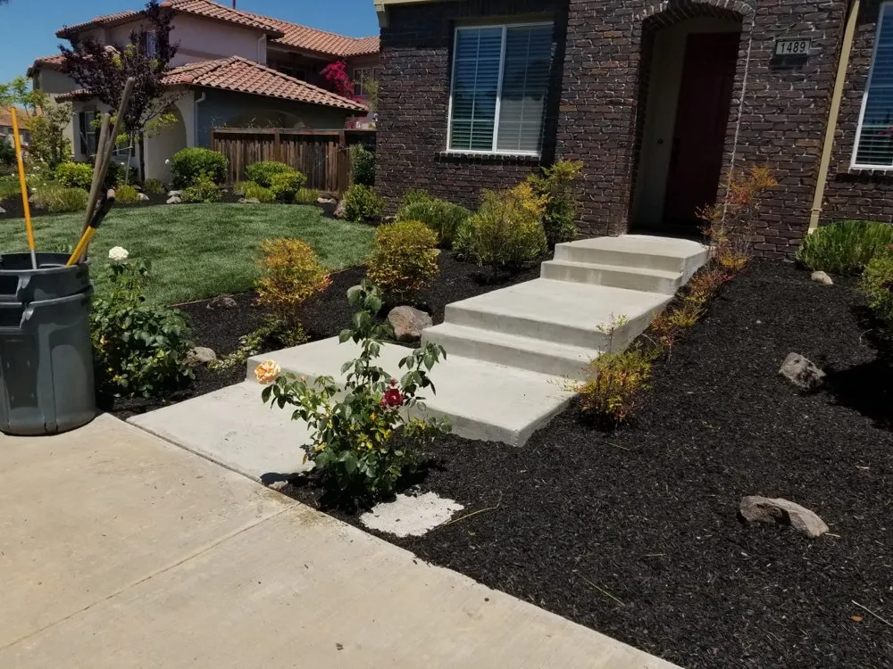 Expert residential landscaping in Walnut Creek, CA by Filo's Landscaping