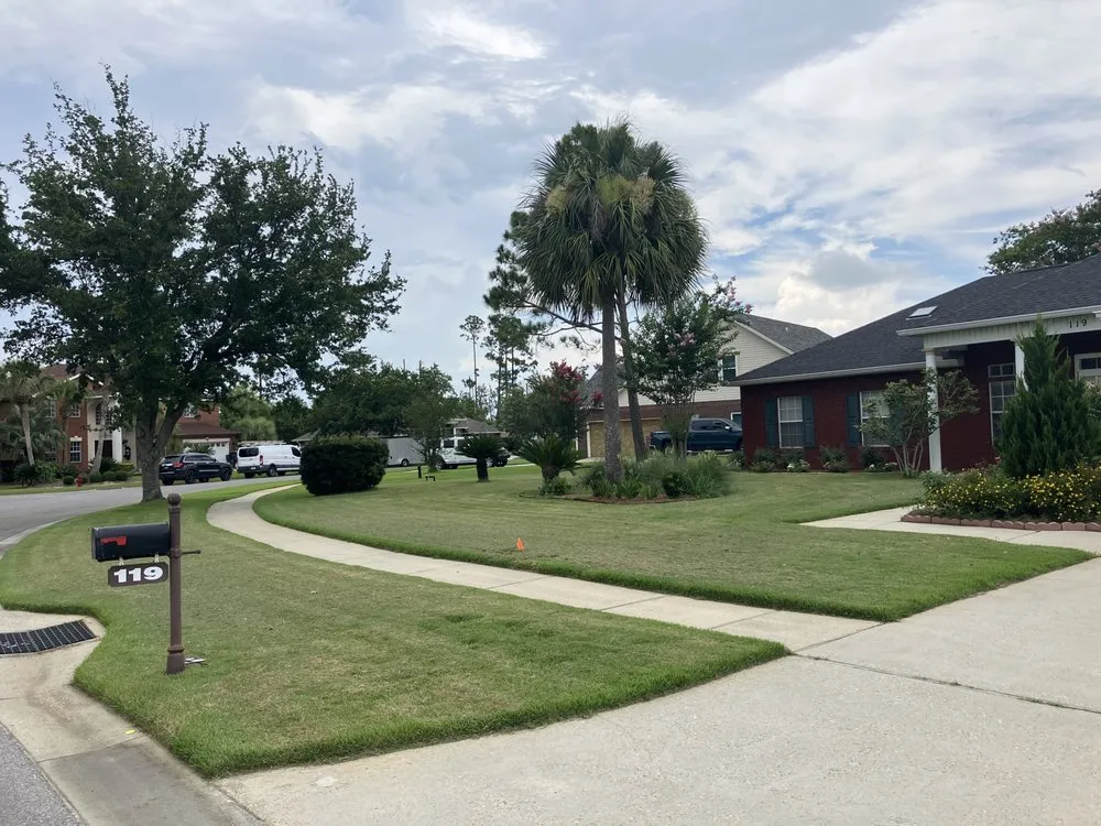 Affordable landscaping services in Panama City, FL by Final Cut Landscaping Services