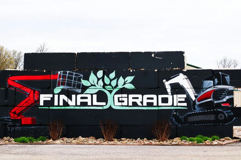 Custom lawn care service in New Oxford, PA - Final Grade Excavation & Tree Service